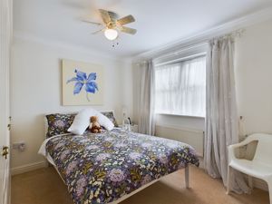 Bedroom- click for photo gallery